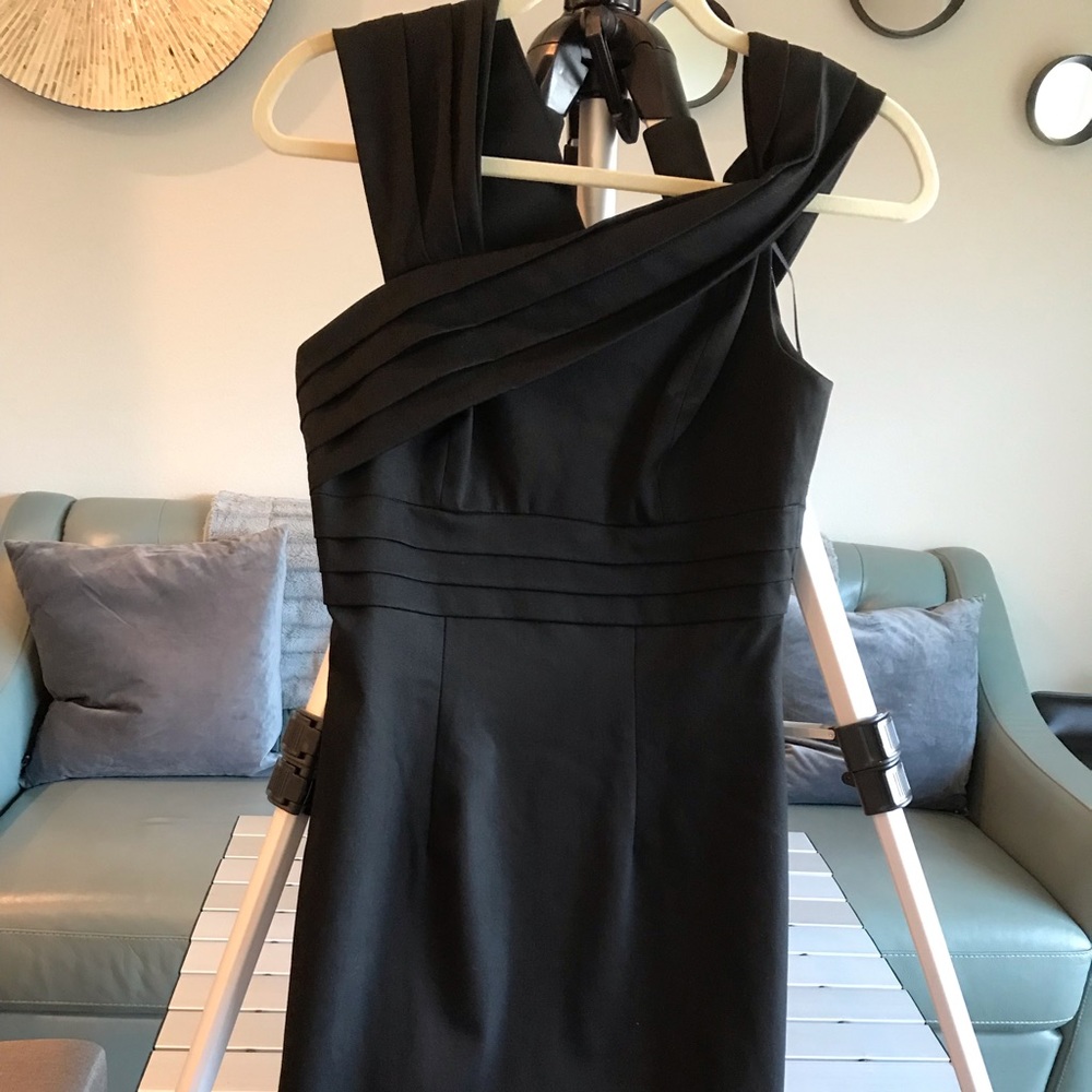 Black Halo Marilyn Sheath dress